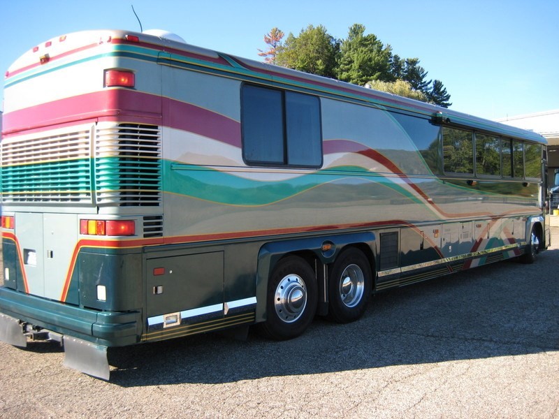 1996 MCI 45 foot Motor Coach with Vantare conversion