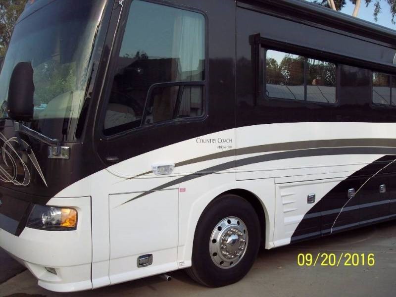 2007 Country Coach Intrigue 530 - 003