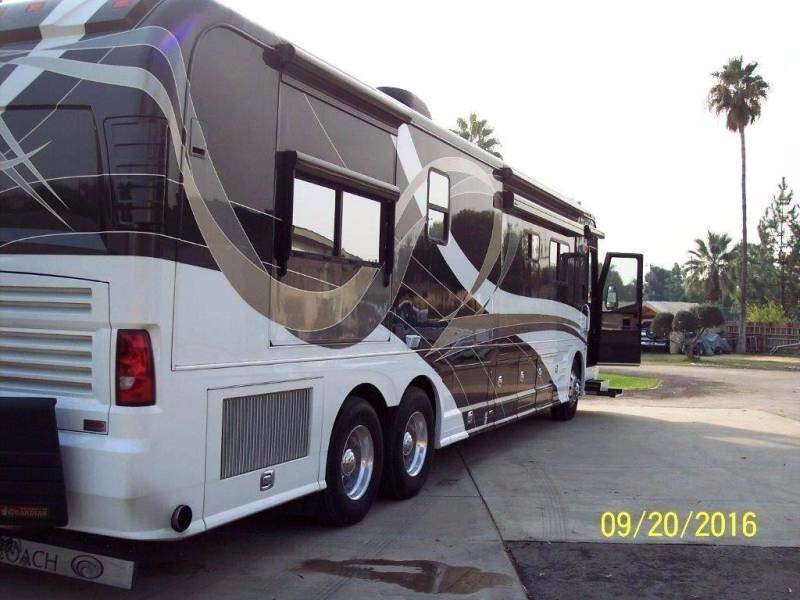 2007 Country Coach Intrigue 530 - 006