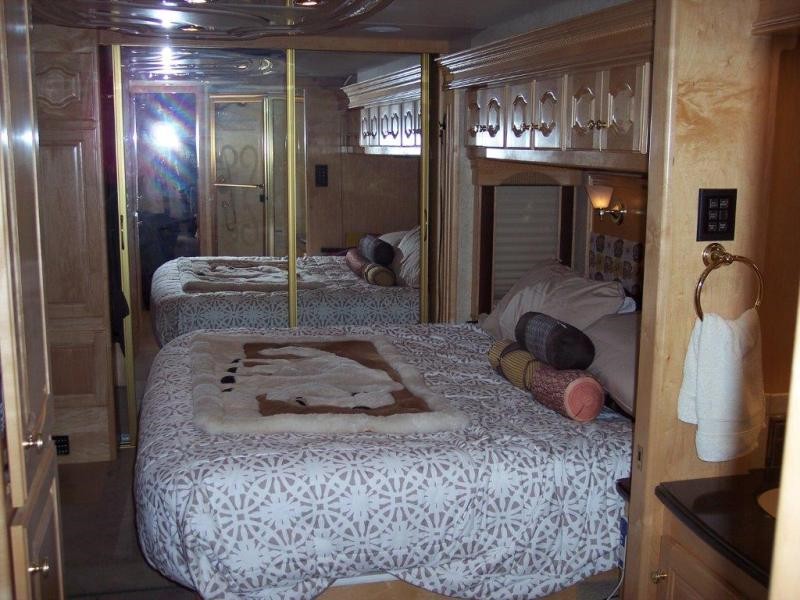 2007 Country Coach Intrigue 530 - 018