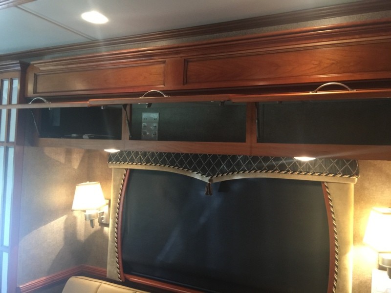2011 Newmar Mountain Aire 4336 - 015
