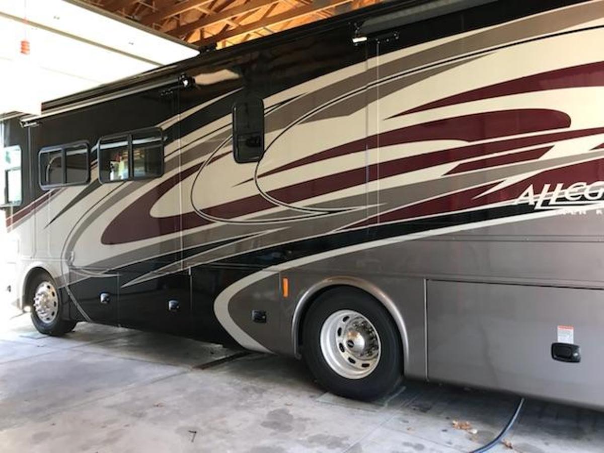 2017 Tiffin Allegro Red 33AA TIFFIN Motorhomes For Sale By Owner