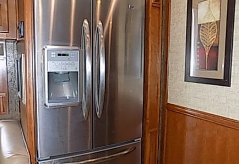 2014 Tiffin Phaeton 42LH - 020
