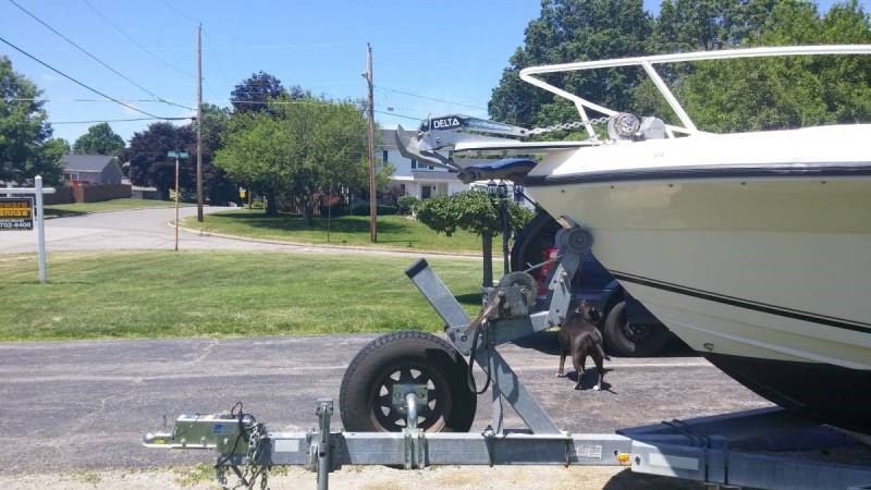 2004 Angler 220 Center Console - 005