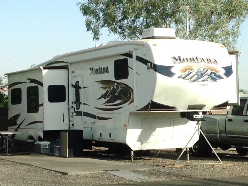 2011 Keystone RV  Montana 3665RE - 009