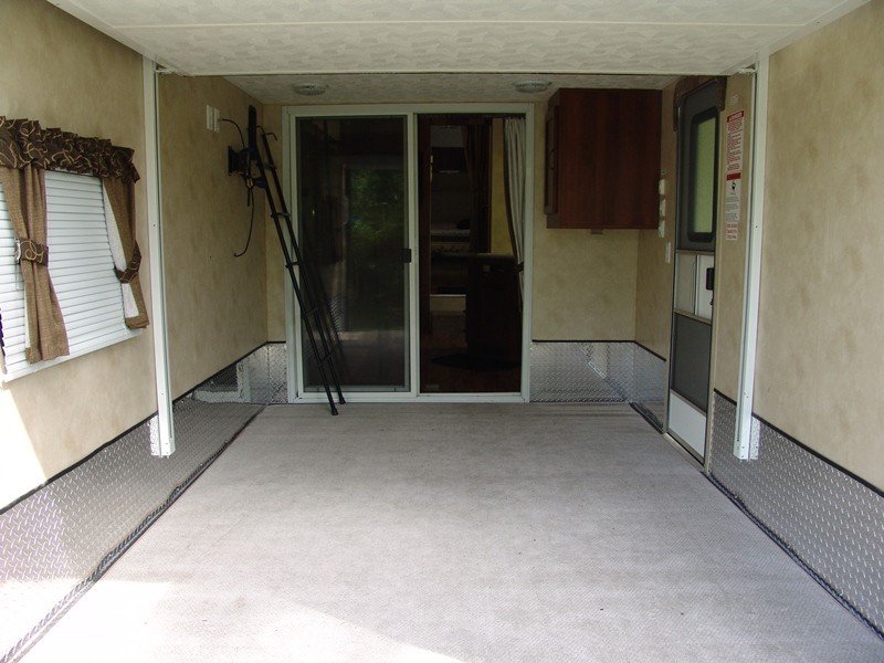 2013 Puma Toy Hauler 356QLB - 008