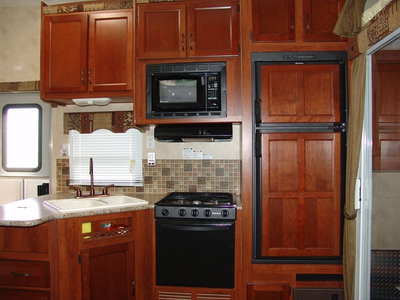 2013 Puma Toy Hauler 356QLB - 019