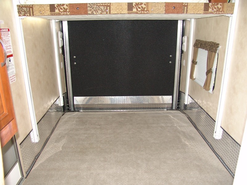 2013 Puma Toy Hauler 356QLB - 023
