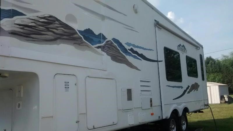 2006 Heartland Bighorn 3055RL - 002