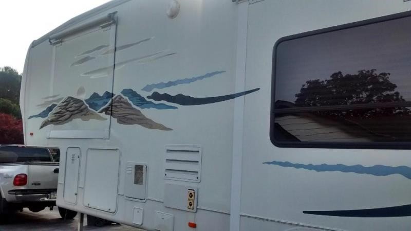 2006 Heartland Bighorn 3055RL - 003