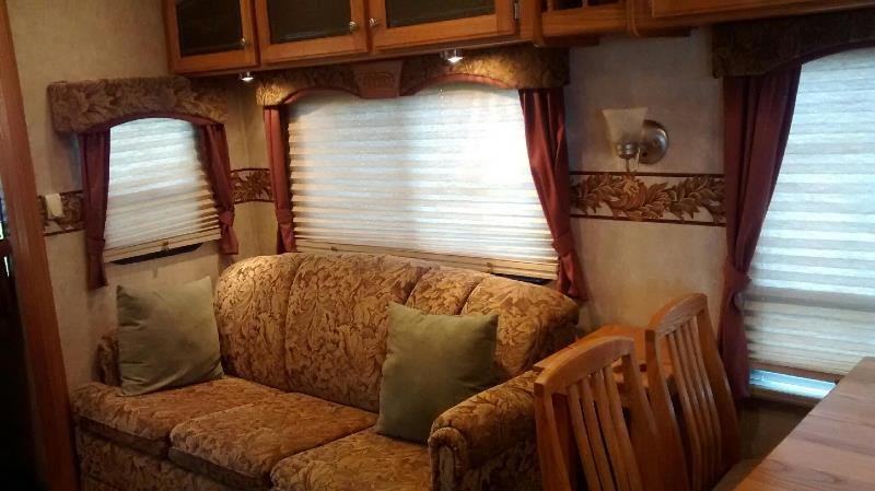 2006 Heartland Bighorn 3055RL - 006