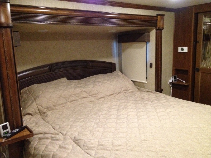 2014 Heartland Landmark KEY LARGO - 006