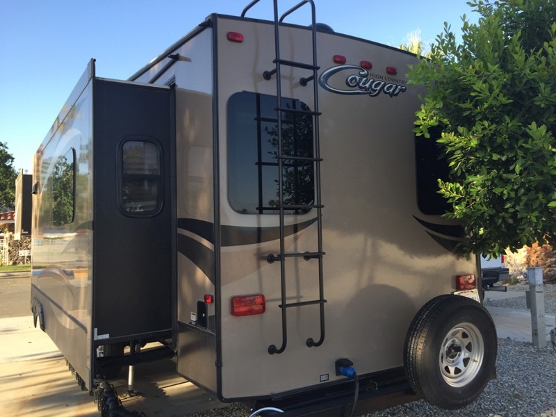 2015 Keystone RV Cougar 327RES - 005
