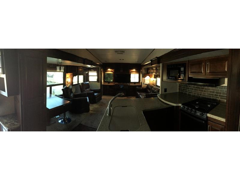 2015 Keystone RV Cougar 327RES - 007