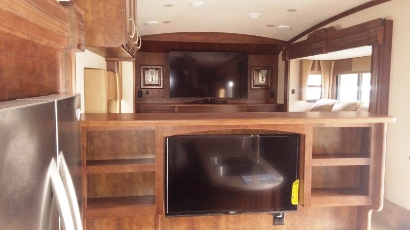 2016 Cardinal Forest River 3825FL - 004