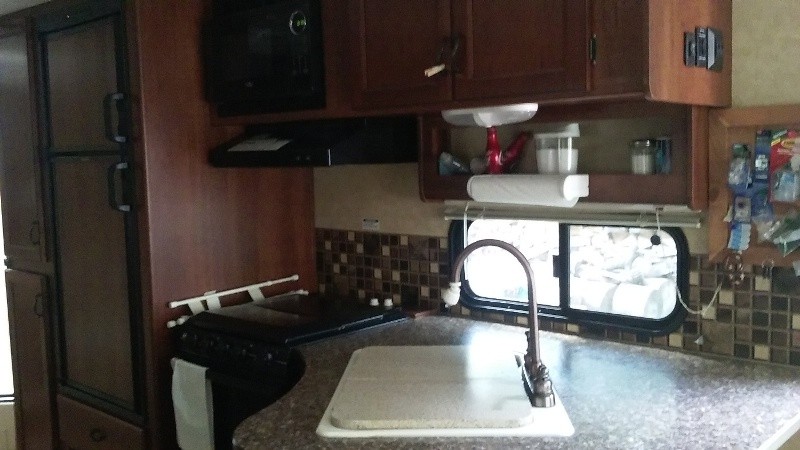 2012 Prime Time Avenger 27RLS - 006