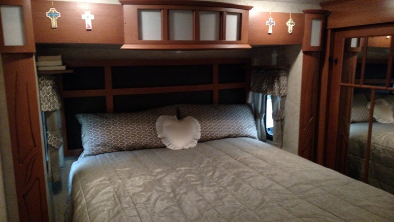 2013 Keystone RV Fuzion FZ375 Toy Hauler - 009