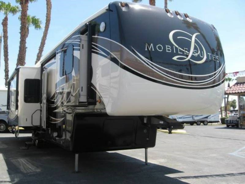 2016 DRV Mobile Suites 41RSSB4 - 023