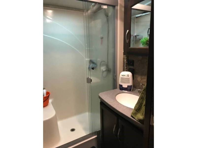 2016 Winnebago Scorpion 4013 Toy Hauler - 007