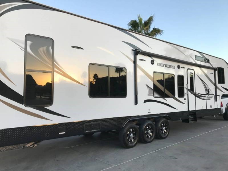 2017 Genesis Supreme 40CR