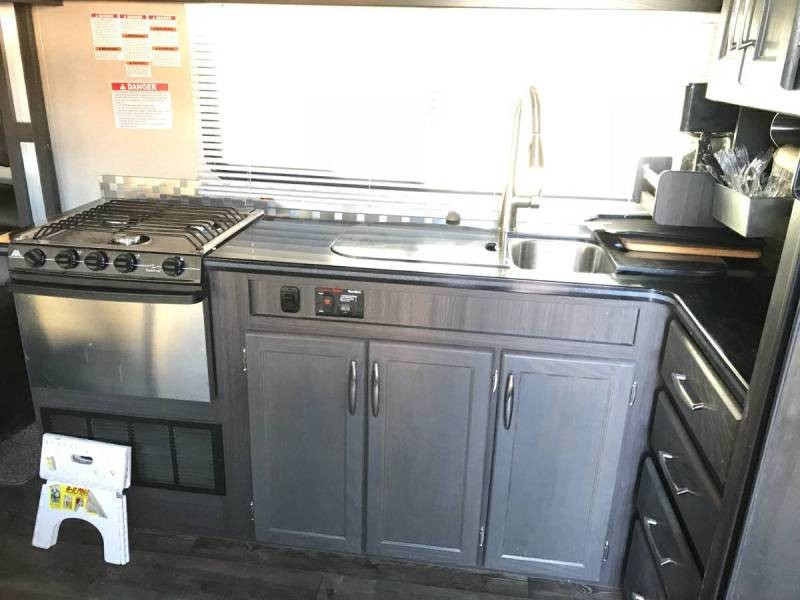 2017 Genesis Supreme 40CR - 010