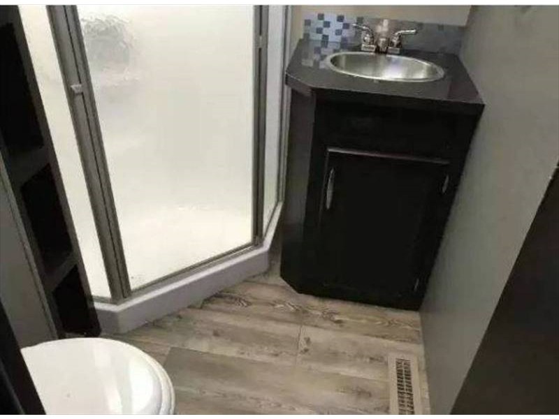 2017 Genesis Supreme 40CR - 012