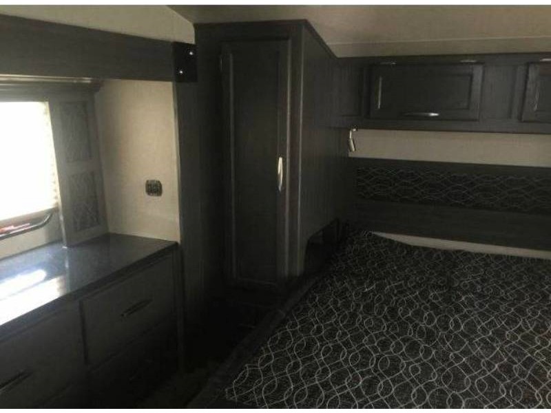 2017 Genesis Supreme 40CR - 013