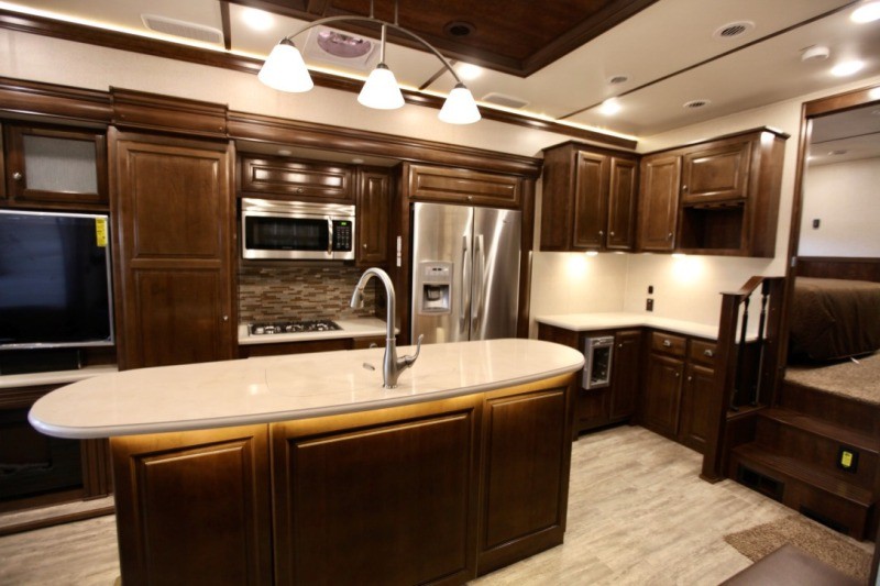 2017 Redwood rv 3901WB - 008