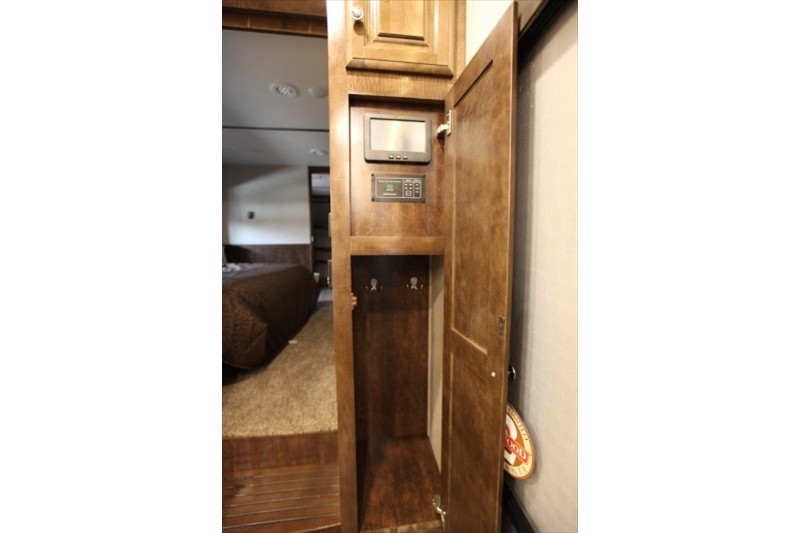 2017 Redwood rv 3901WB - 018