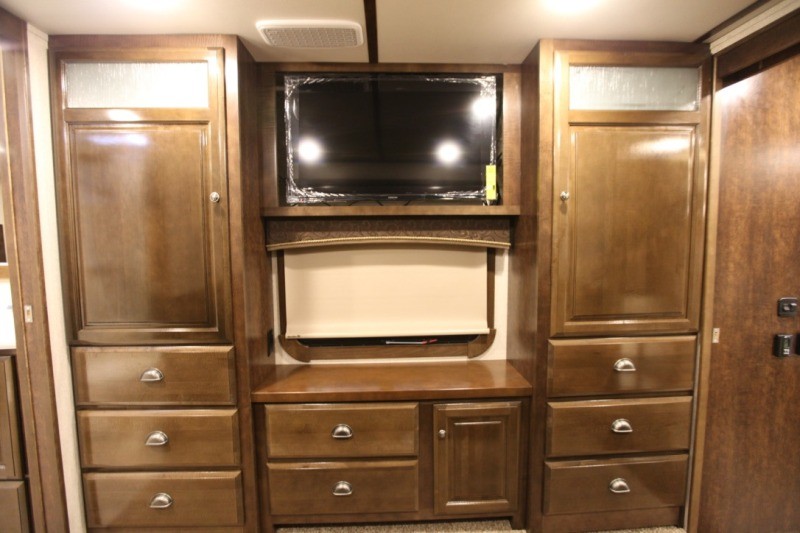 2017 Redwood rv 3901WB - 021