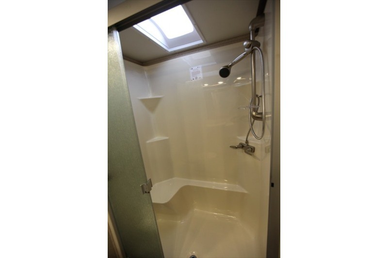 2017 Redwood rv 3901WB - 027