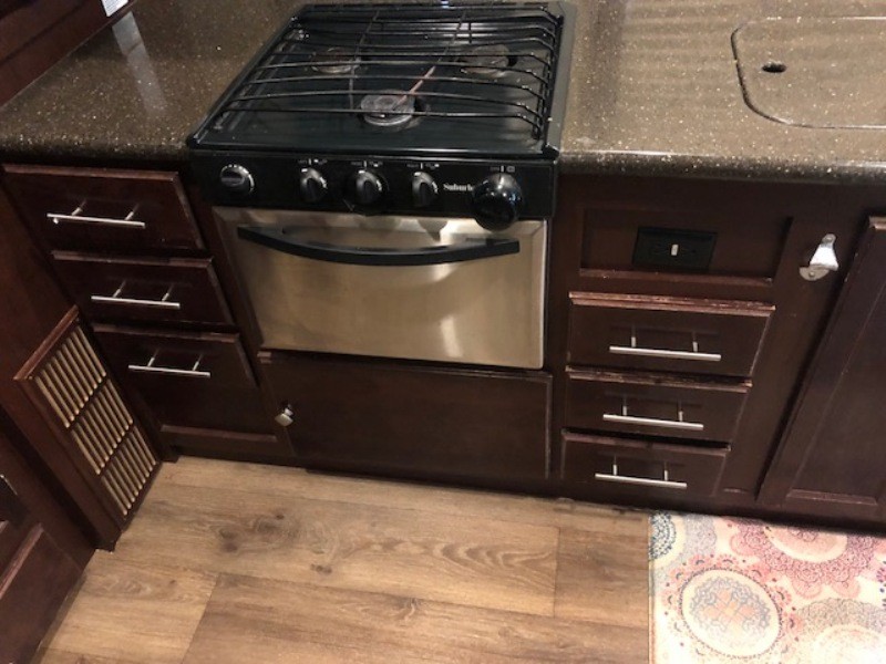 2016 Heartland Road Warrior RW420 - 007