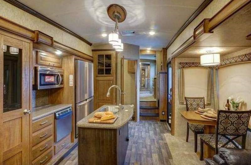 2016 Keystone Montana 3911F - 009