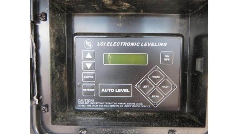 2017 Keystone Sprinter 347FWLFT - 006