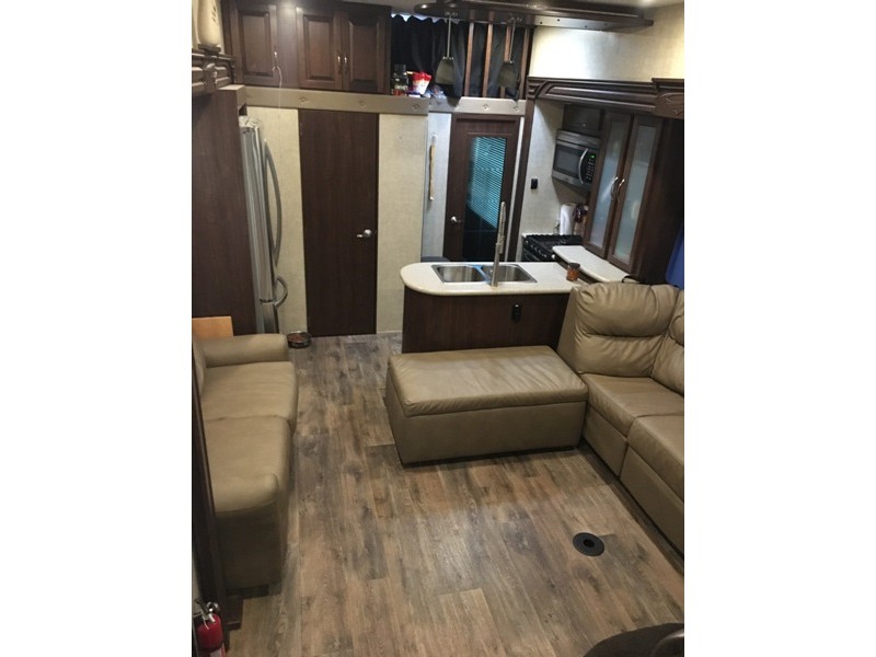 2015 Heartland Cyclone 4150 HD - 004