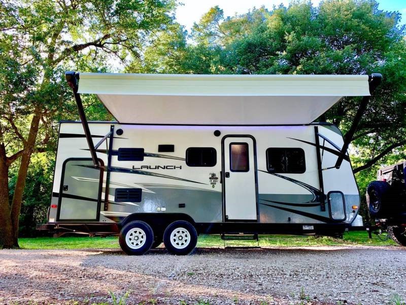 2018 Starcraft Launch Outfitter 19MBS