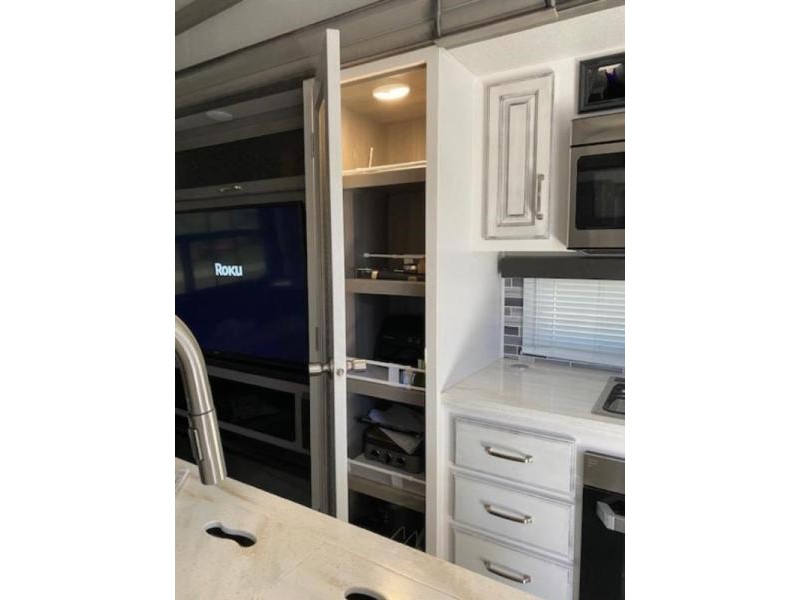 2020 Keystone Montana 3813MS - 018