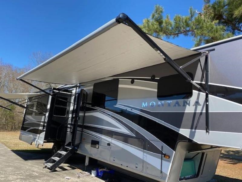 2020 Keystone Montana 3813MS - 037