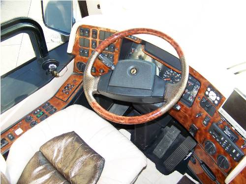 2003 Prevost H3-45 Triple Slide on DreamFindersRV.com