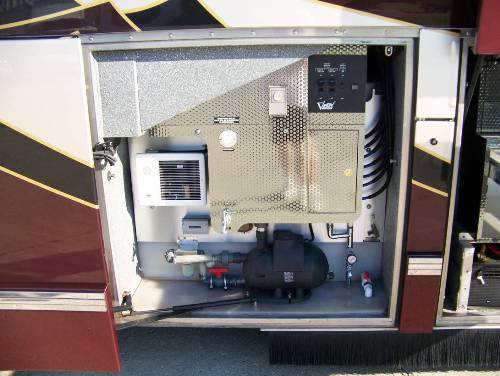 2003 Prevost H3-45 Triple Slide on DreamFindersRV.com