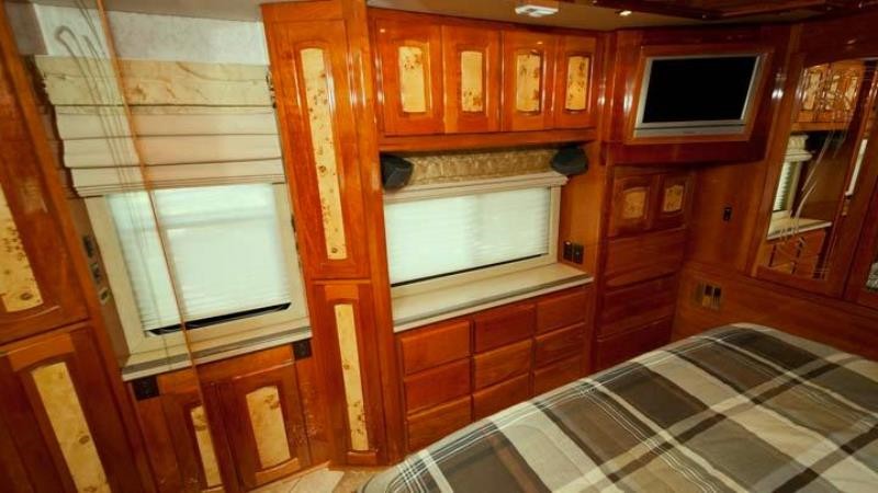 2004 Beaver Marquis 45 Sapphire - 020