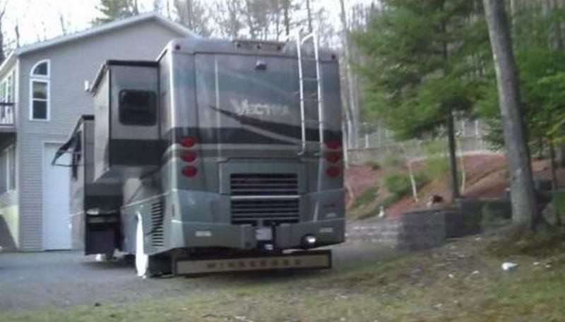 2004 Winnebago Vectra - 004