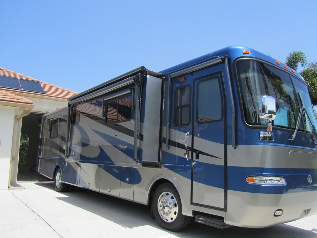 2004 Monaco Diplomat PST - 001