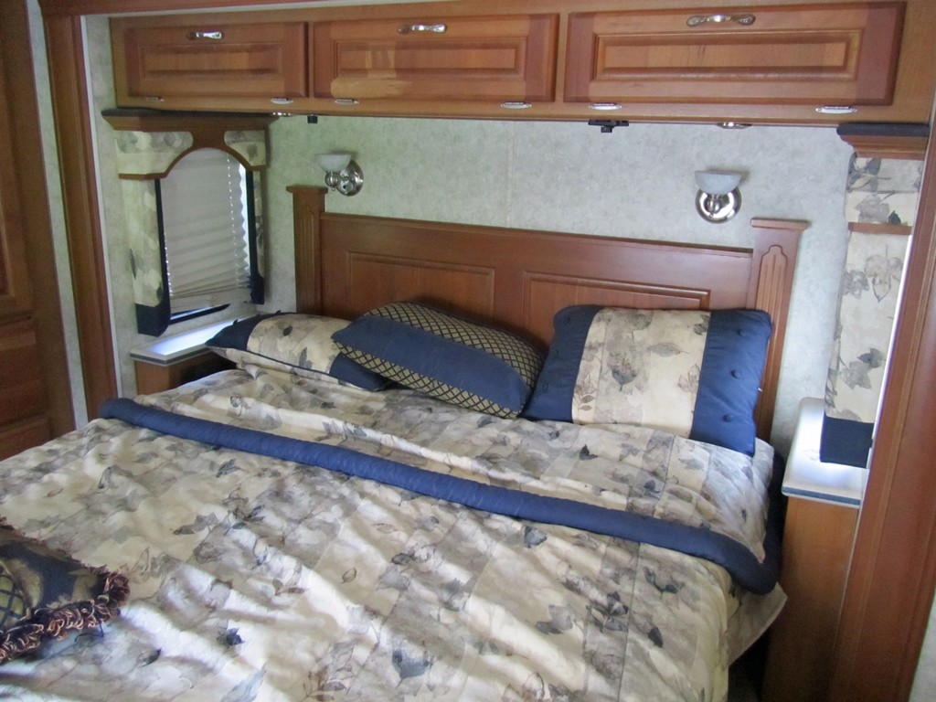 2004 Monaco Diplomat PST - 010