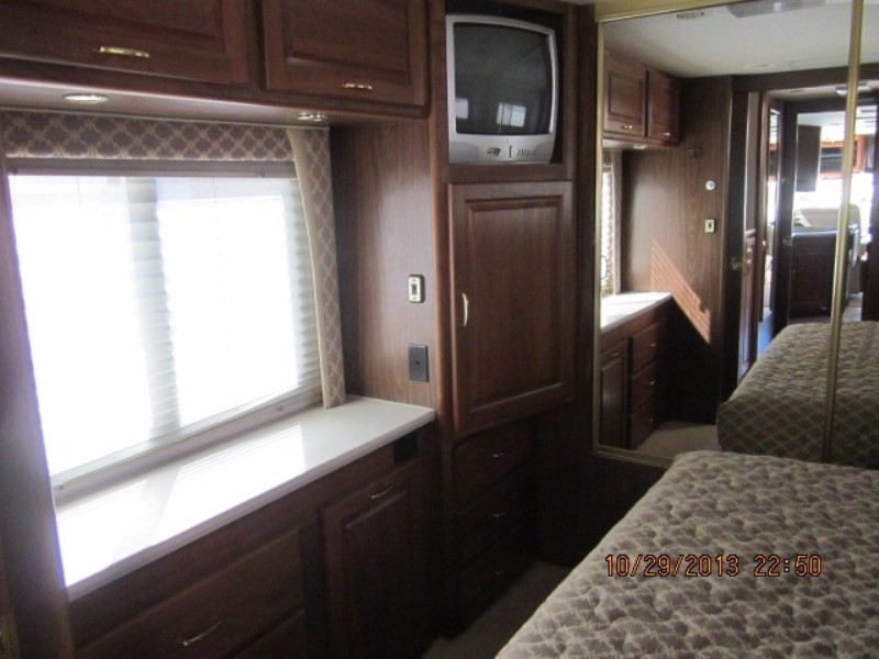 2003 National RV Tradewinds - 021