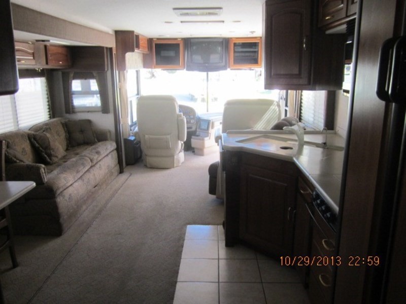 2003 National RV Tradewinds - 038
