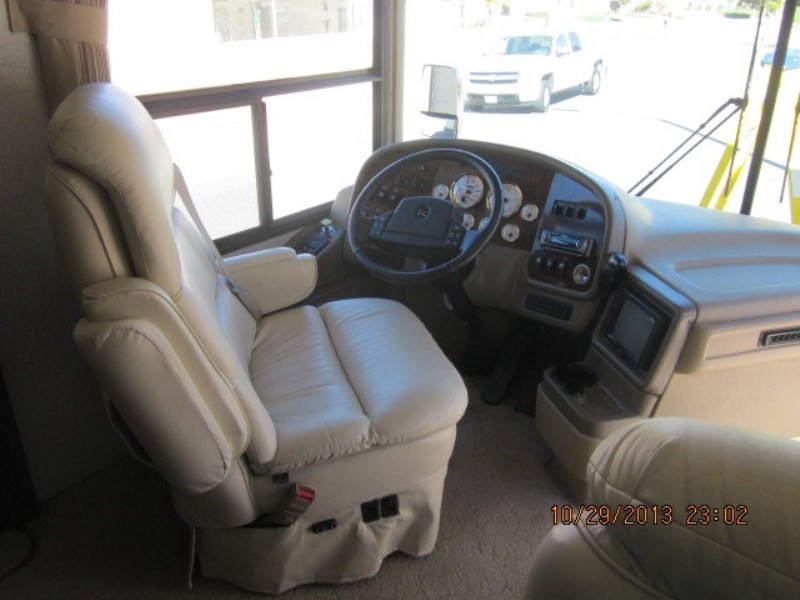 2003 National RV Tradewinds - 042