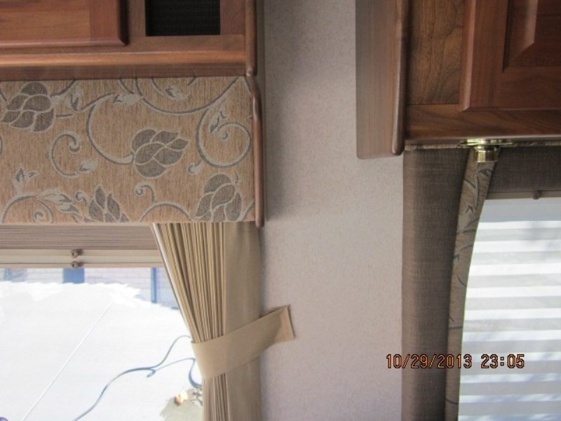 2003 National RV Tradewinds - 047