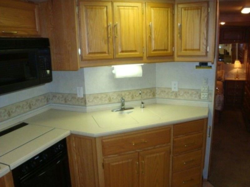 2005 Winnebago Journey - 016