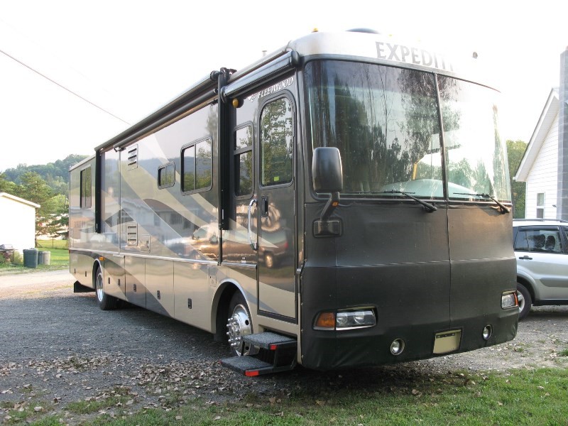 2005_fleetwood_expedition__002